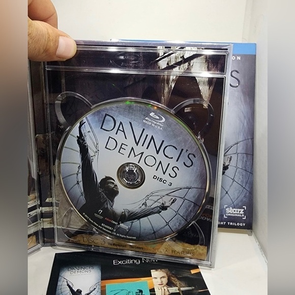 Da Vinci’s Demons: The Complete First Season (Blu-ray, 2013) With Slip Cover - Picture 3 of 3